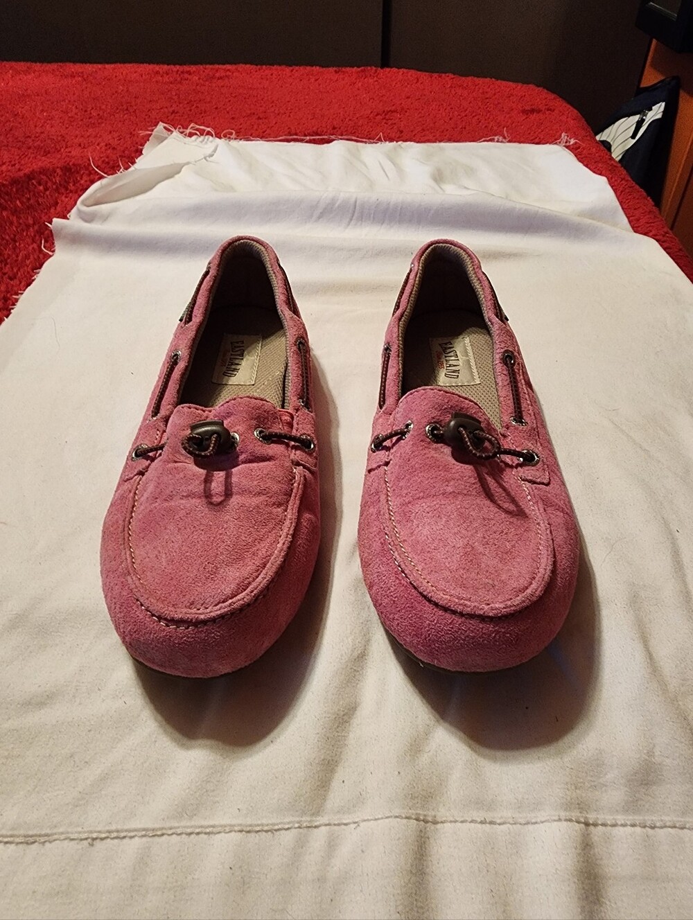 eastland pink suede moccasins size 5